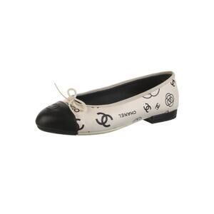 Chanel Womens 23P White Black CC Coco Logo Cap Toe Bow Tie Ballet Flats Sz 38.5